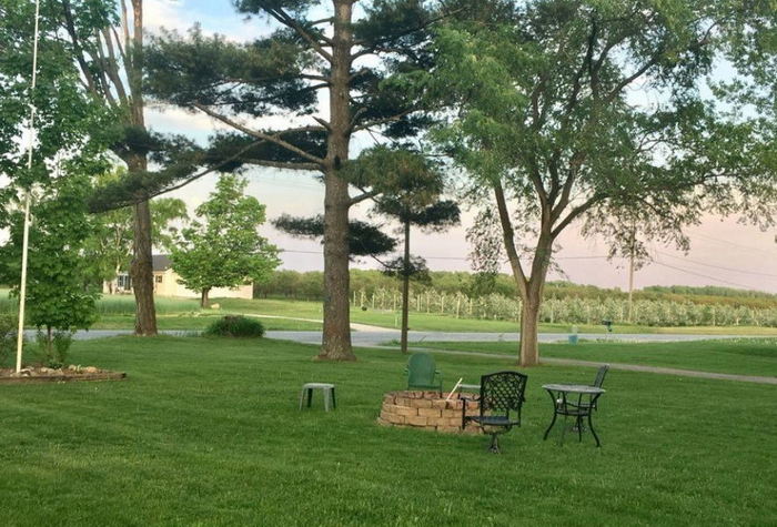 Karo-Lar Motel (Elk Rapids Lakeshore Inn) - Recent 2022 Photos From Motel Website (newer photo)